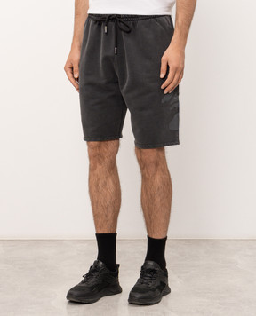 Off-White Серые шорты с принтом 44MCI013F26F002