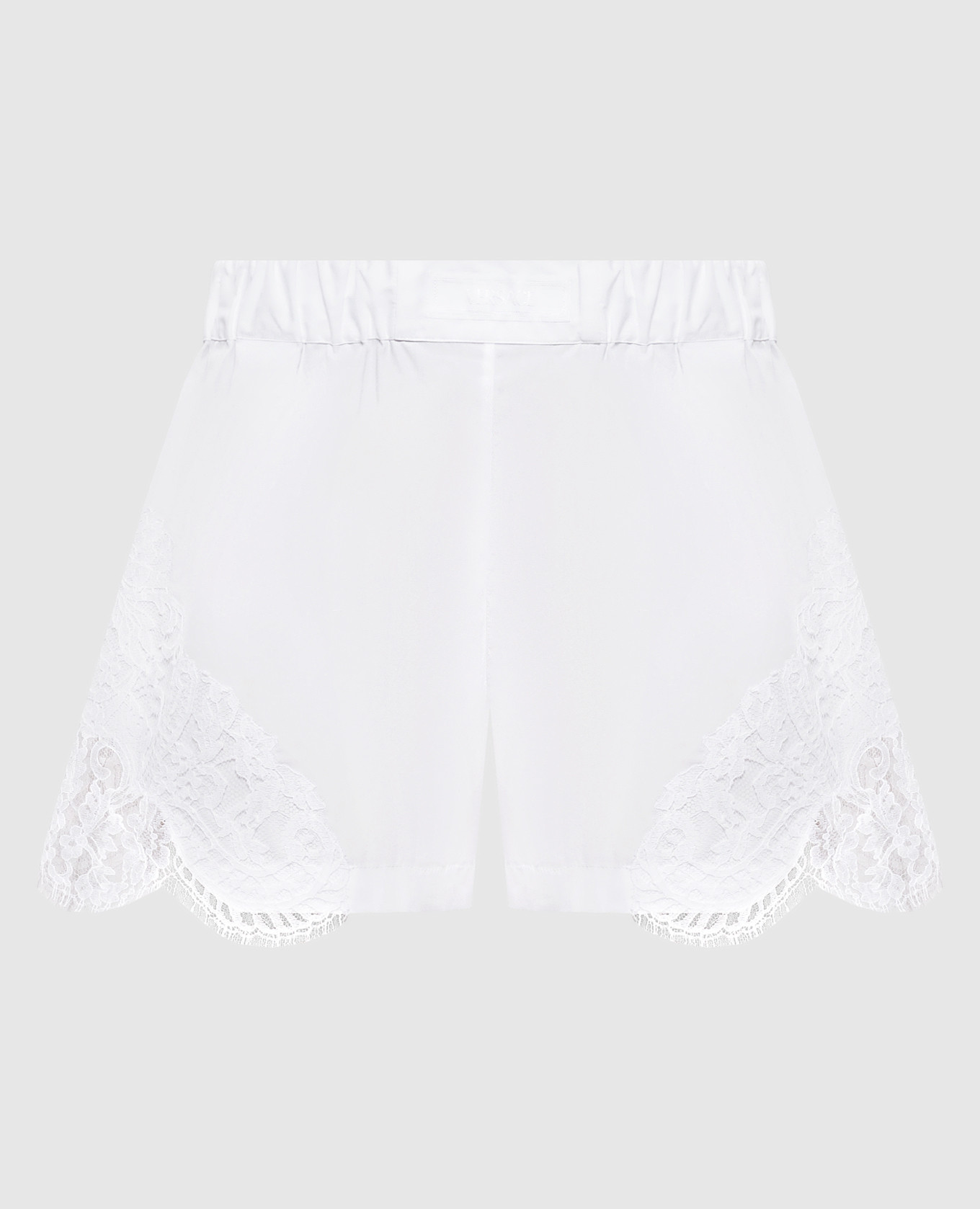 Белые шорты с кружевом