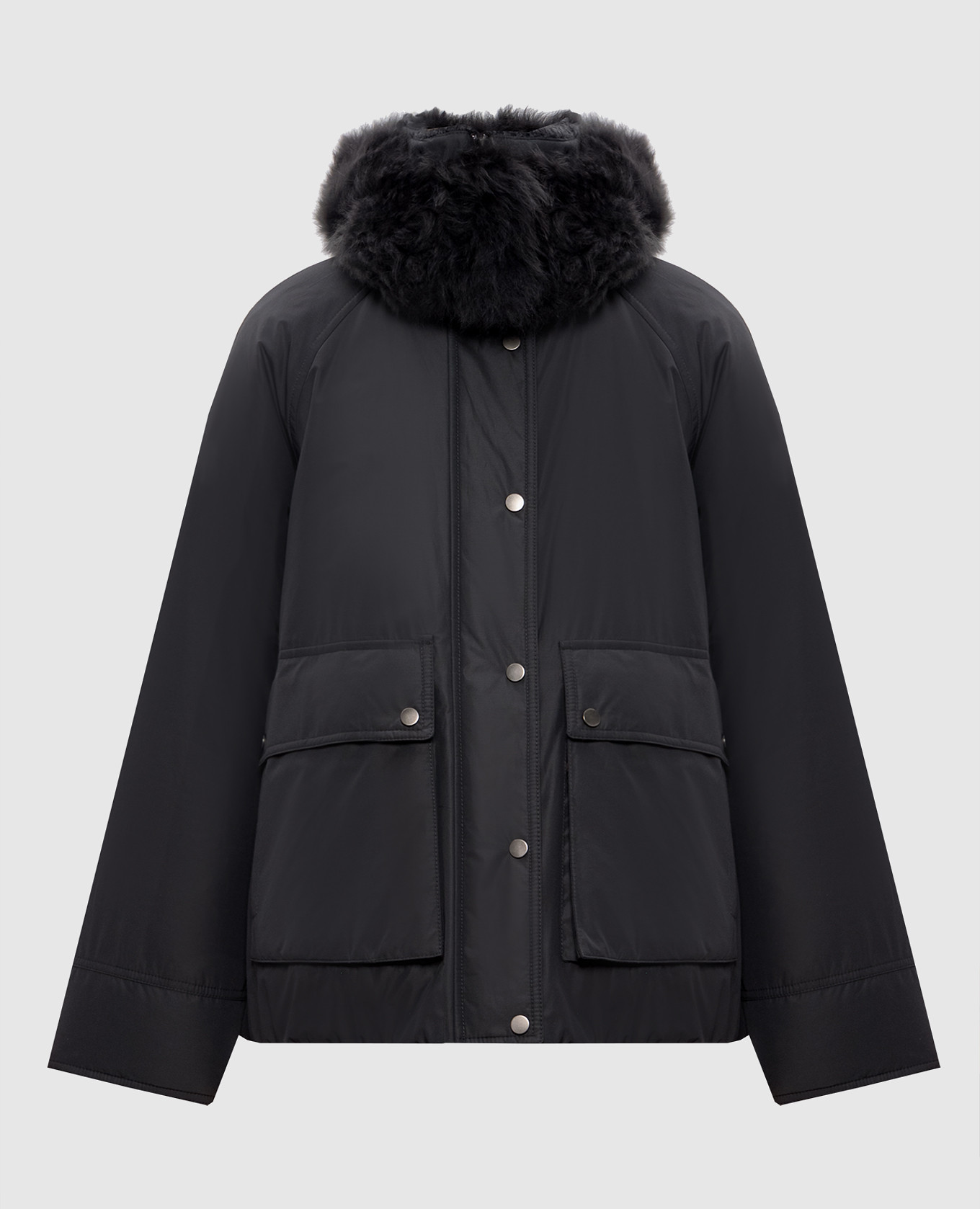 Серая пуховая куртка с мехом