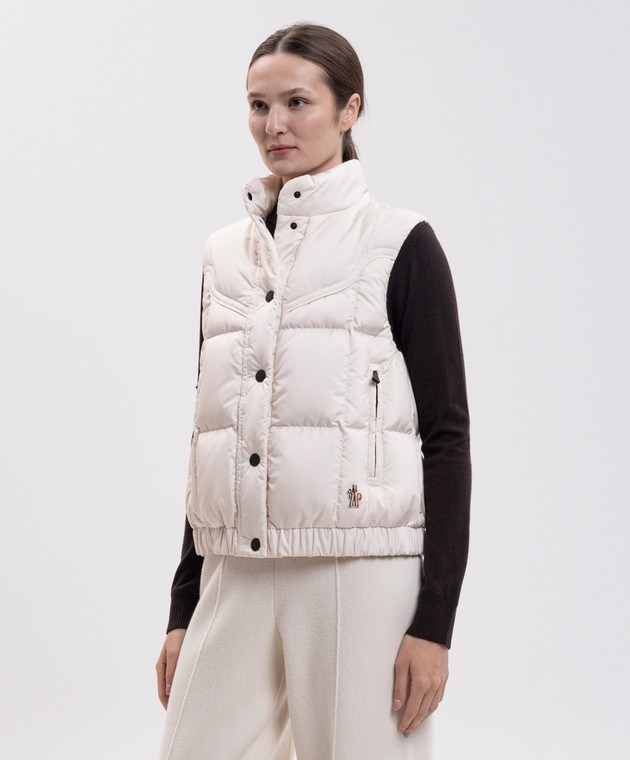 Moncler Grenoble Пуховой жилет Doucy цвета айвори L20981A00028599JX изображение 3