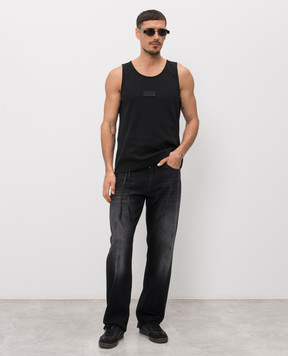 Maison Margiela MM6 Черная майка в рубчике с нашивкой эмблемы SH0NL0007M20054