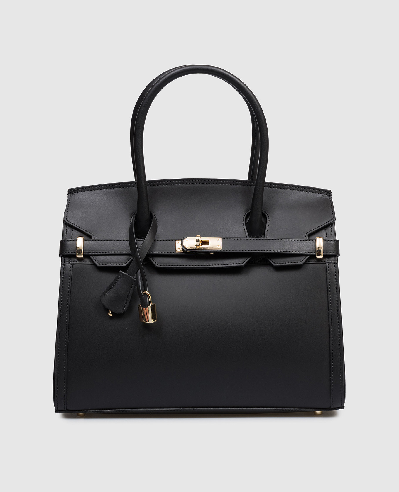 Черная кожаная сумка-сетчел