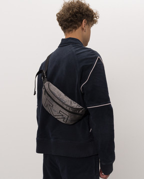 Off-White Сіра поясна сумка у візерунок логотипа OWMNT03F26FB01