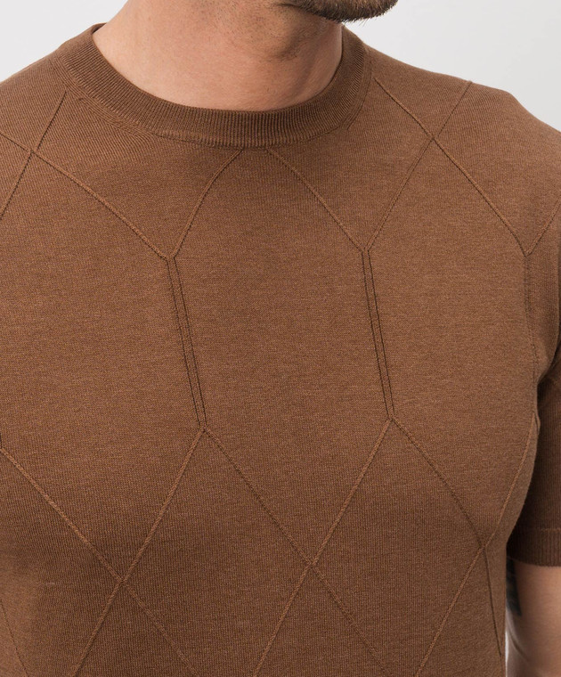 Enrico Mandelli Коричнева футболка з шовком з геометричним візерунком 3K009A5645 зображення 5