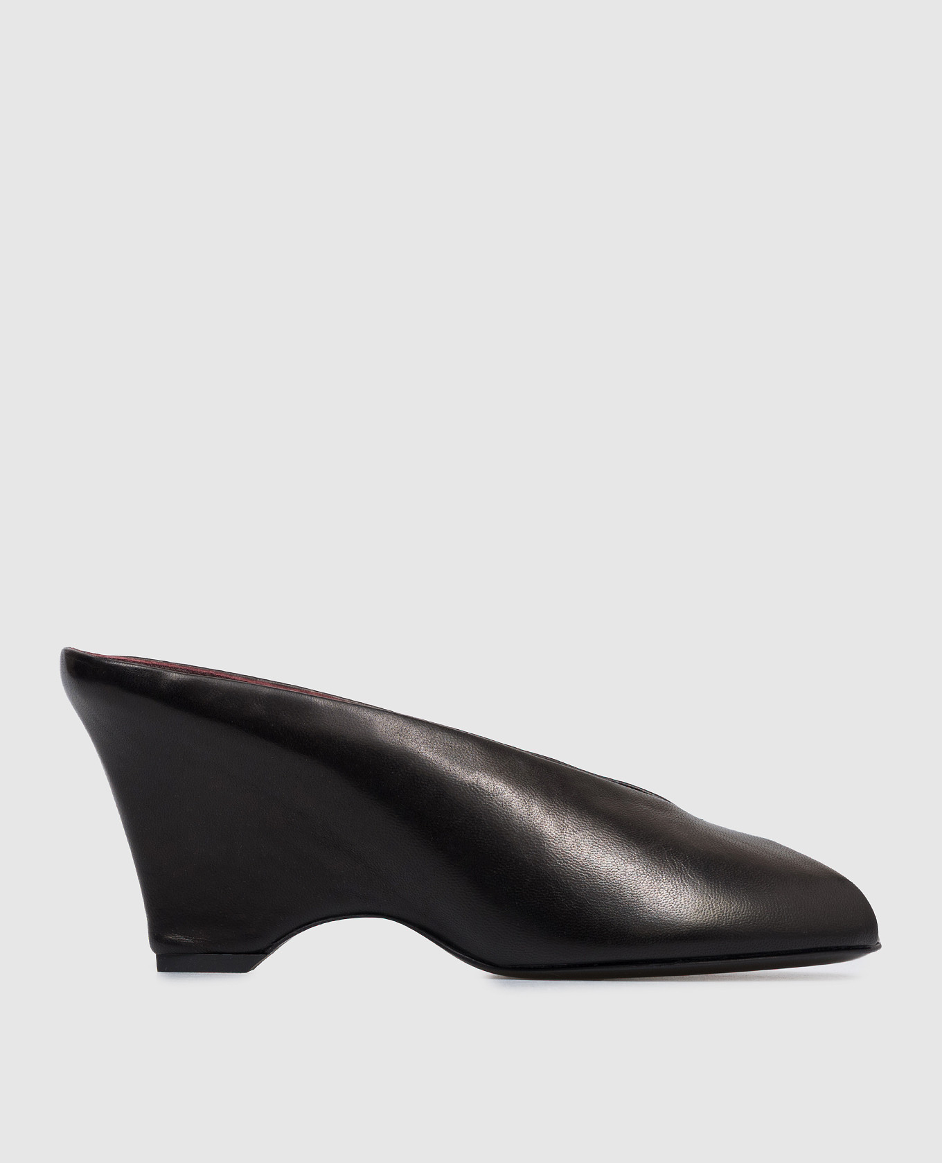Черные кожаные мюли Cloak peep на танкетке