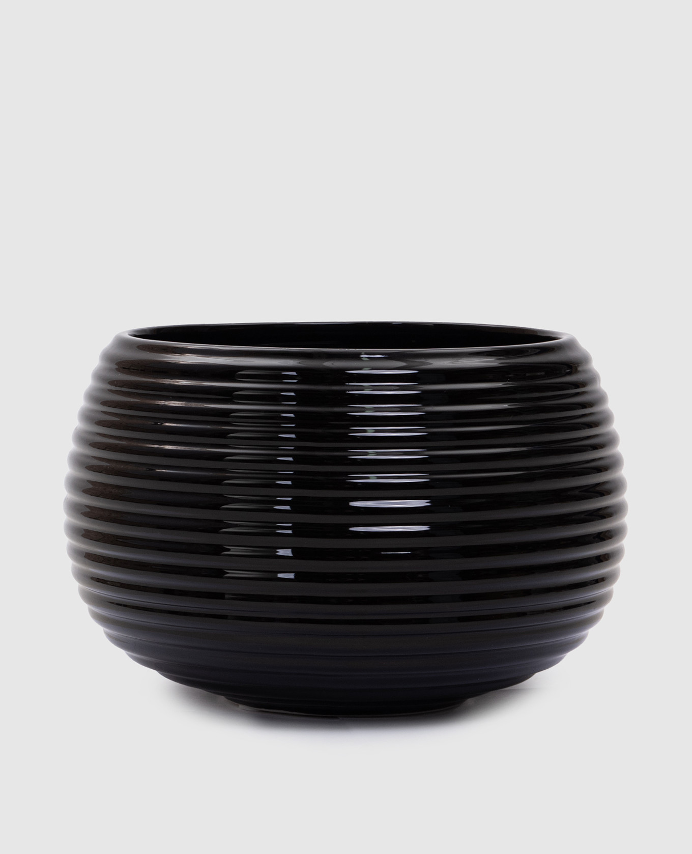 

Черное кашпо, Черный, Декор