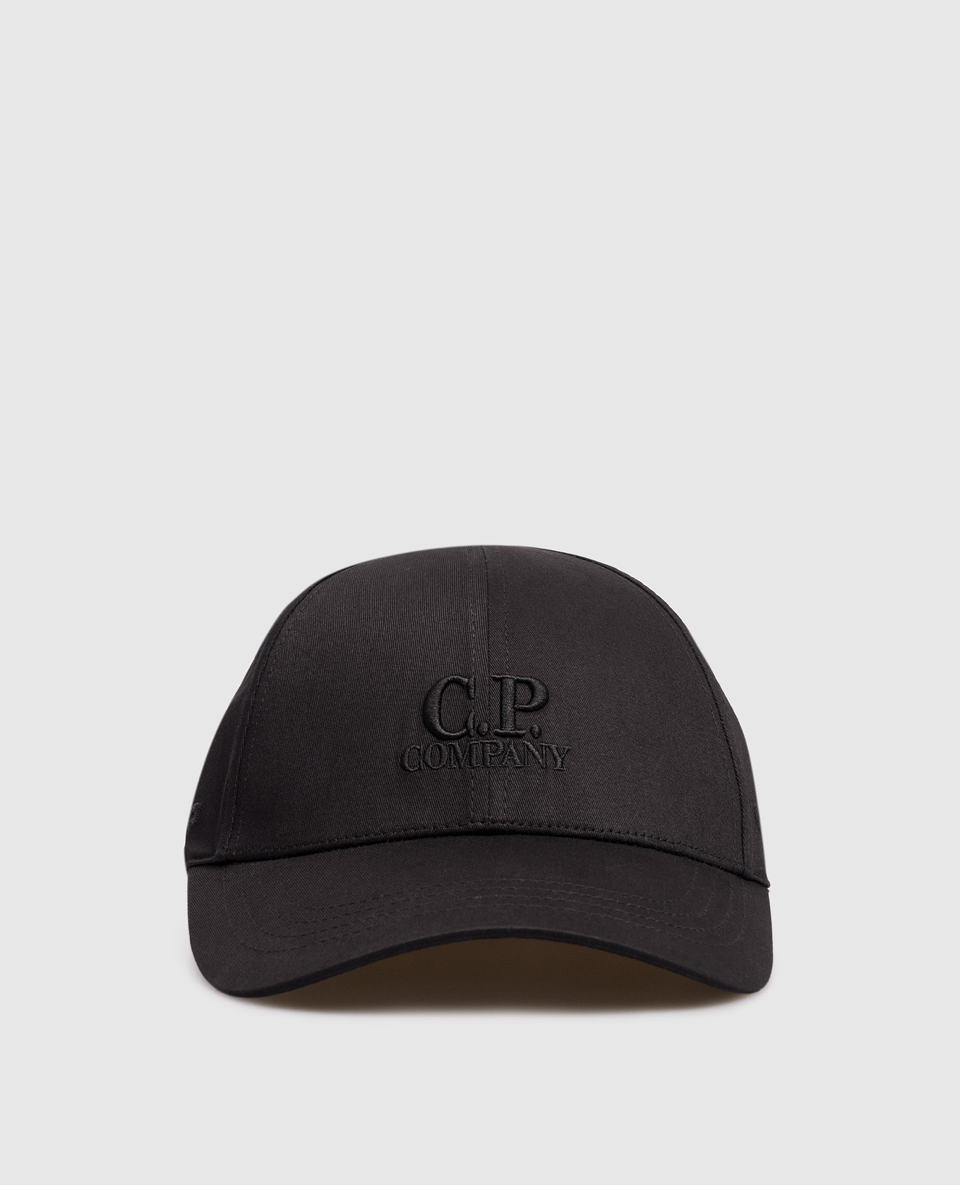 Детская черная кепка с вышивкой логотипа