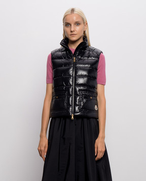 Moncler Чорний пуховий жилет з нашивкою логотипа L20931A00015597Z8