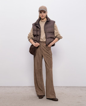 Brunello Cucinelli Коричневий пуховий жилет з ланцюжком моніль MD5987612P