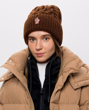 Moncler Grenoble Коричнева шапка з вовною L20983B00006M4398