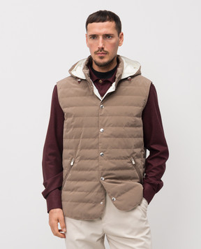 Brunello Cucinelli Коричневый пуховой жилет MM4791696