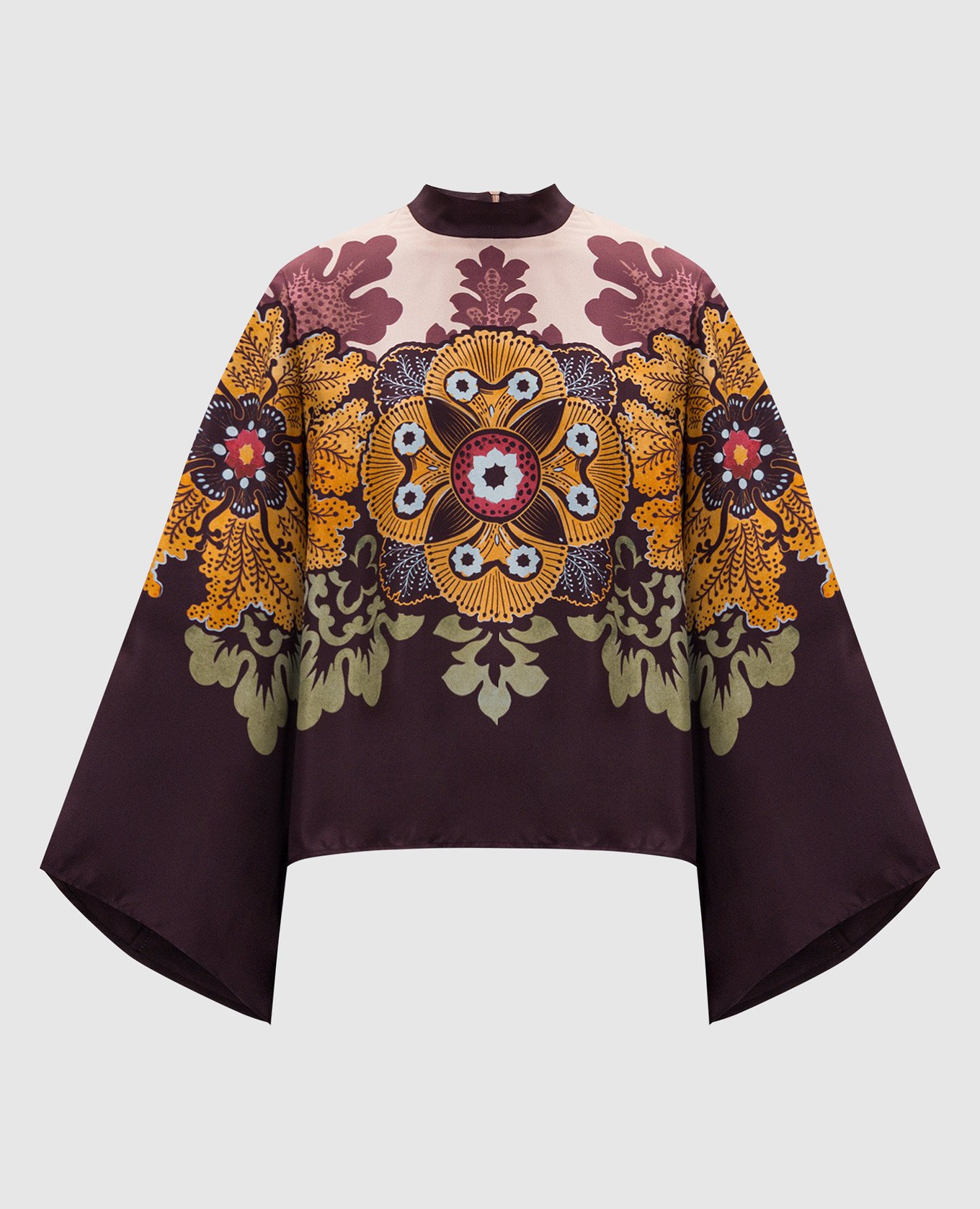 Бордова блуза із шовку в брендовий принт