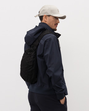 C.P. Company Чорна сумка-слінг з патчем логотипа MAC735A005269G