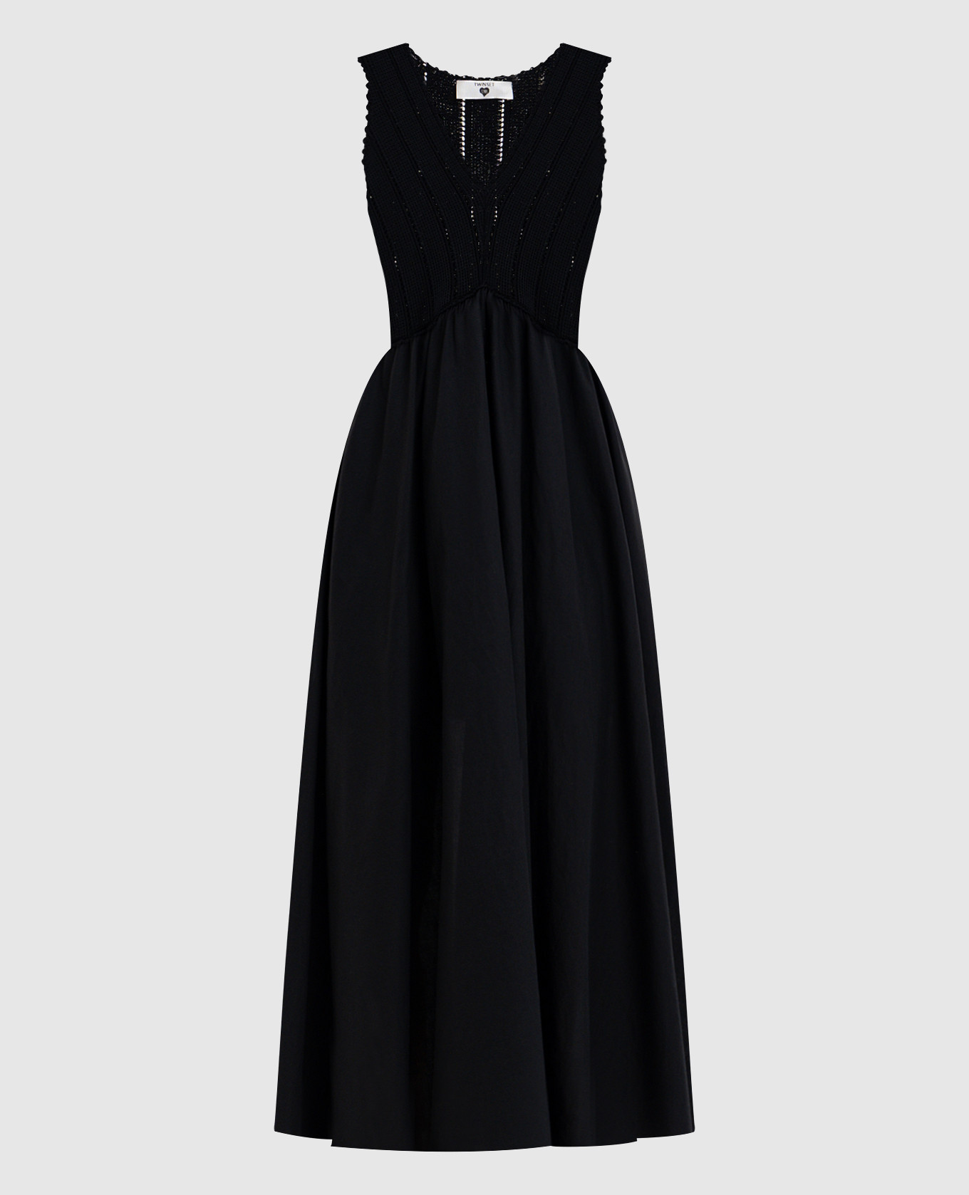 Черное платье миди