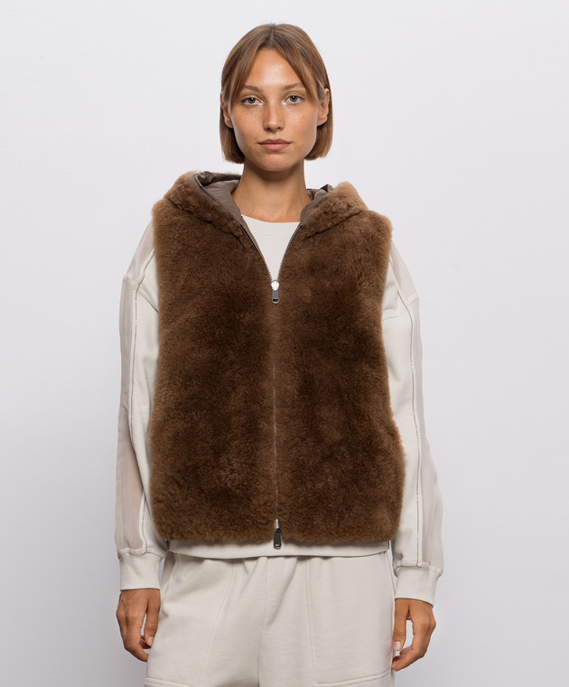 Brunello Cucinelli Коричневый двусторонний жилет с капюшоном MPMWE3080X изображение 4