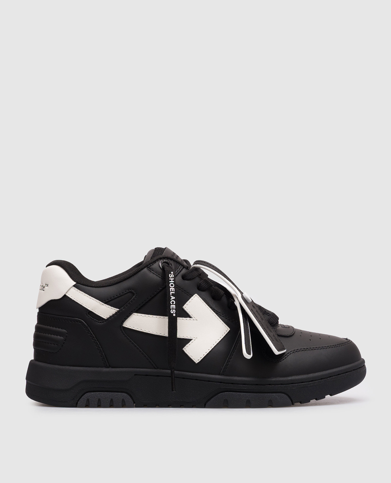 Черные кожаные кроссовки Out Of Office с логотипом