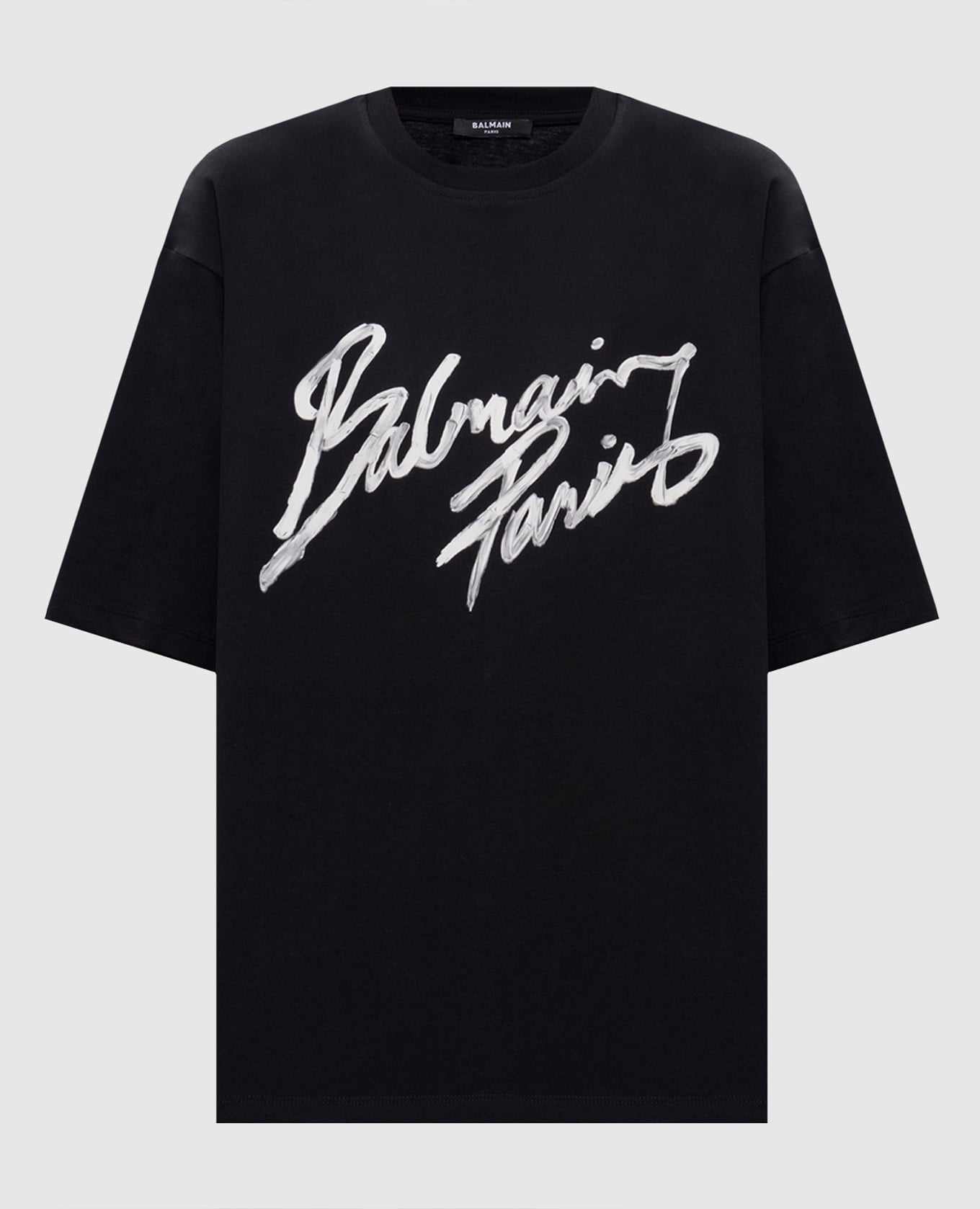 Черная футболка с принтом логотипа