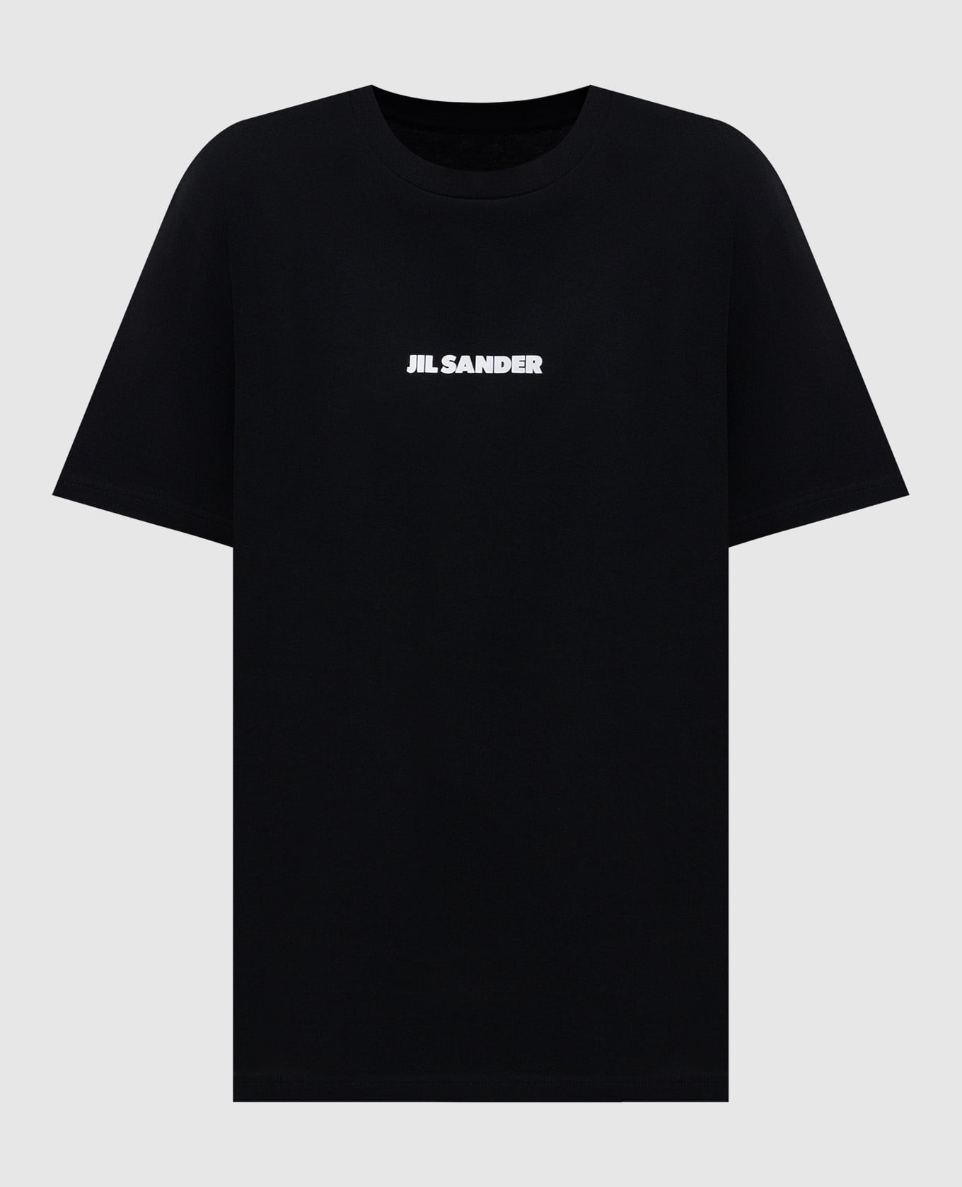 Черная футболка с логотипом