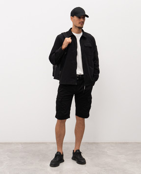 C.P. Company Чорні шорти-карго з патчем MBE746A005694G
