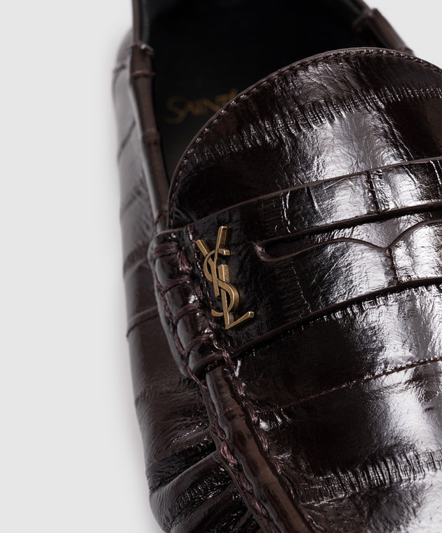 Saint Laurent Темно-коричневые кожаные глянцевые мокасины Cassandre A004150WXAG изображение 5