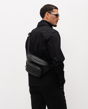 Moncler Черная кожаная поясная сумка Durance L109A5M00005M8313