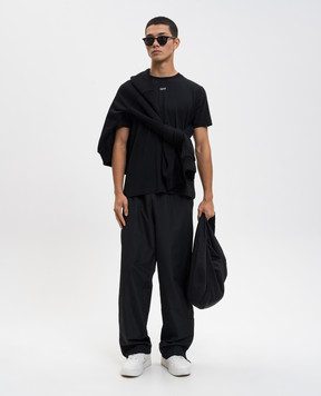 Off-White Чорна футболка Newspaper Arrow 44MAA027F5J005