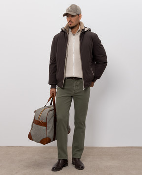 Brunello Cucinelli Джинсы цвета хаки с вышивкой эмблемы M277PB3210