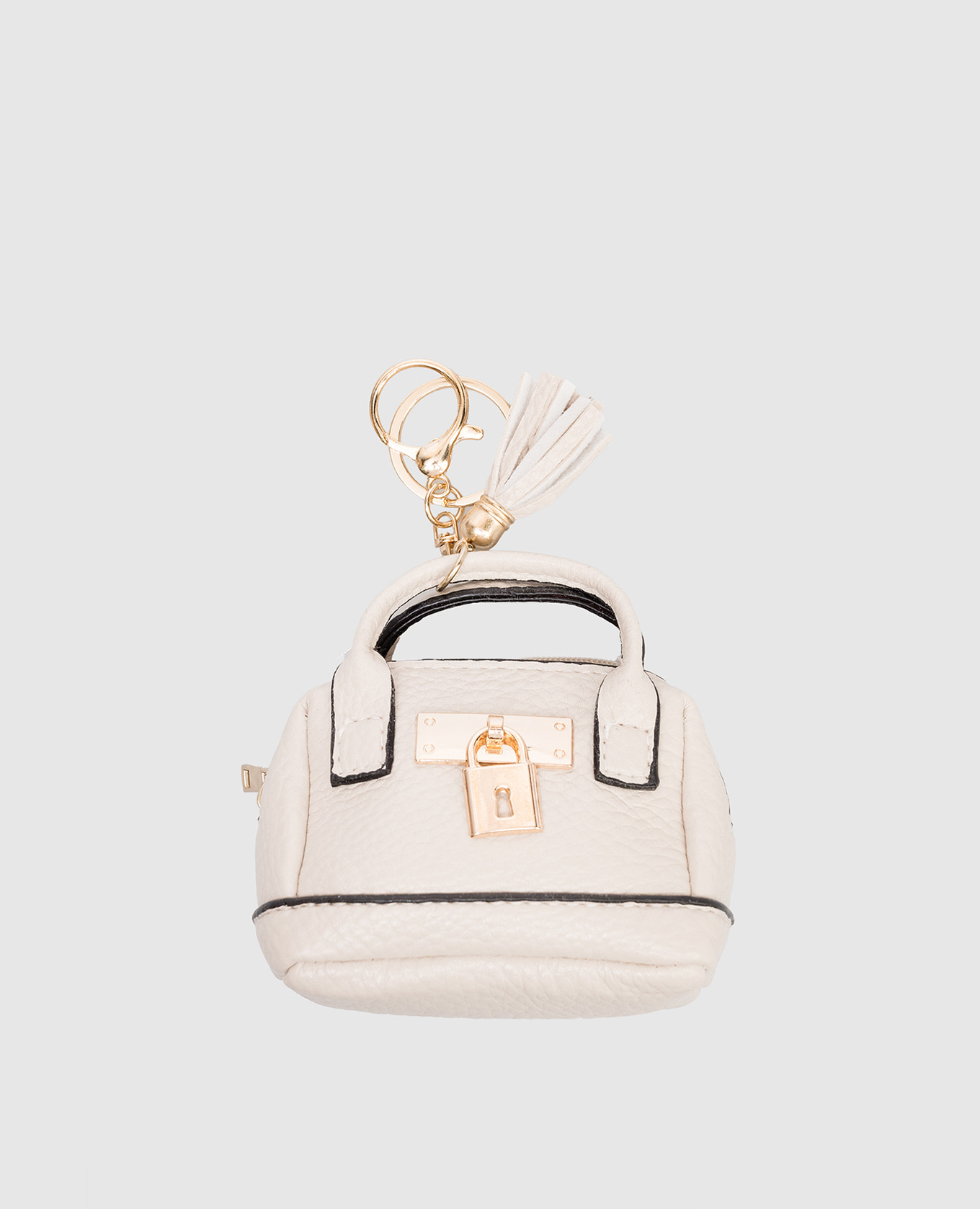 Бежевый брелок в виде сумки