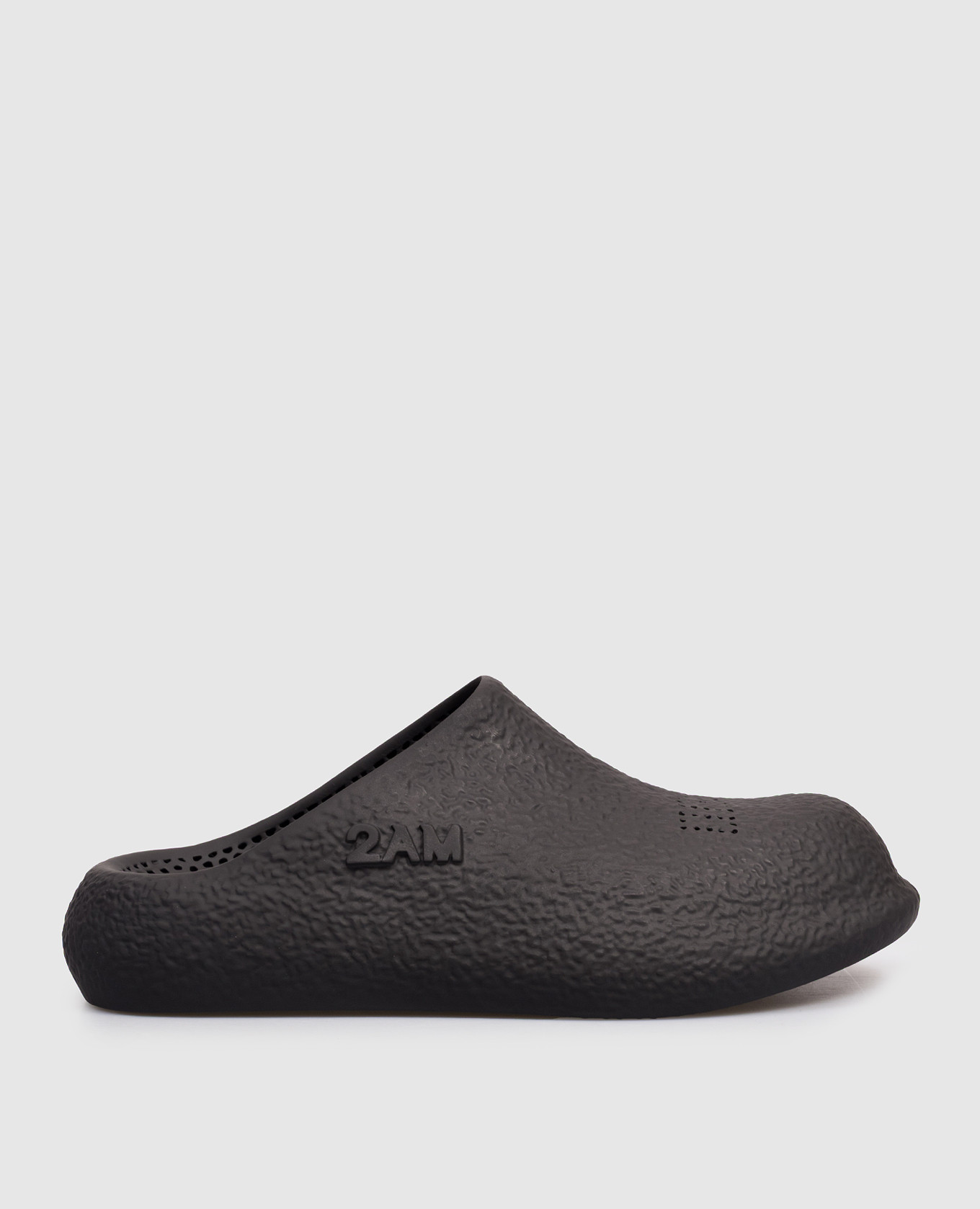 

Черные сабо с фактурным логотипом, Черный, Мюли