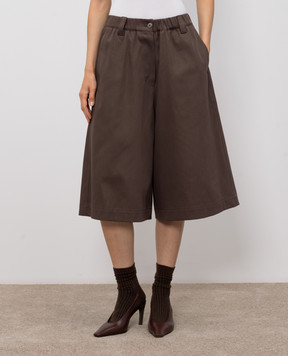 Brunello Cucinelli Коричневые бермуды с цепочкой мониль MPB56P9310