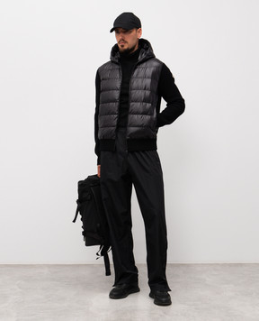 Moncler Черная комбинированная куртка K20919B00041M1131