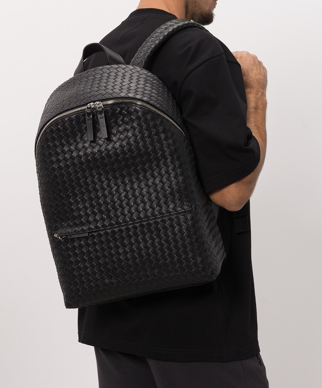 Bottega Veneta Черный кожаный рюкзак Intrecciato 876359V4RT3 изображение 2