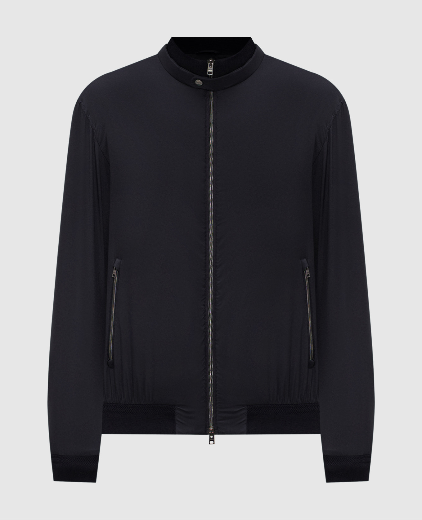 Черная куртка