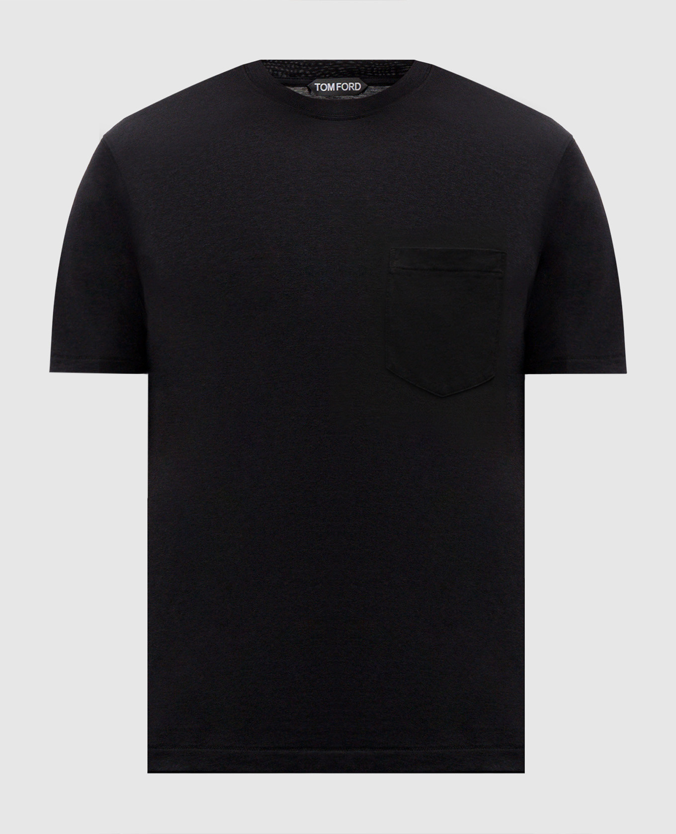 Черная футболка с шелком