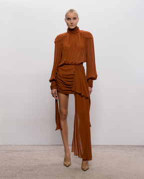 Rowen Rose Коричневое платье мини со шлейфом DRSRR479