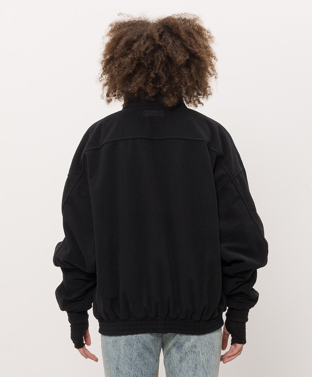 Vetements Чорна куртка з вишивкою логотипа MH27TJ110Bw зображення 4