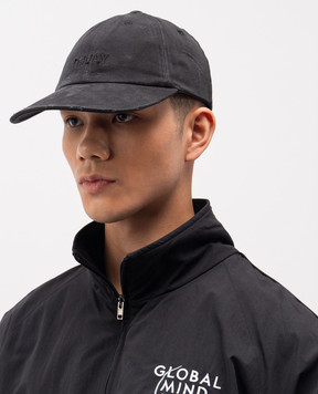 Vetements Черная кепка Friday с винтажным эффектом UE76CA326Bm