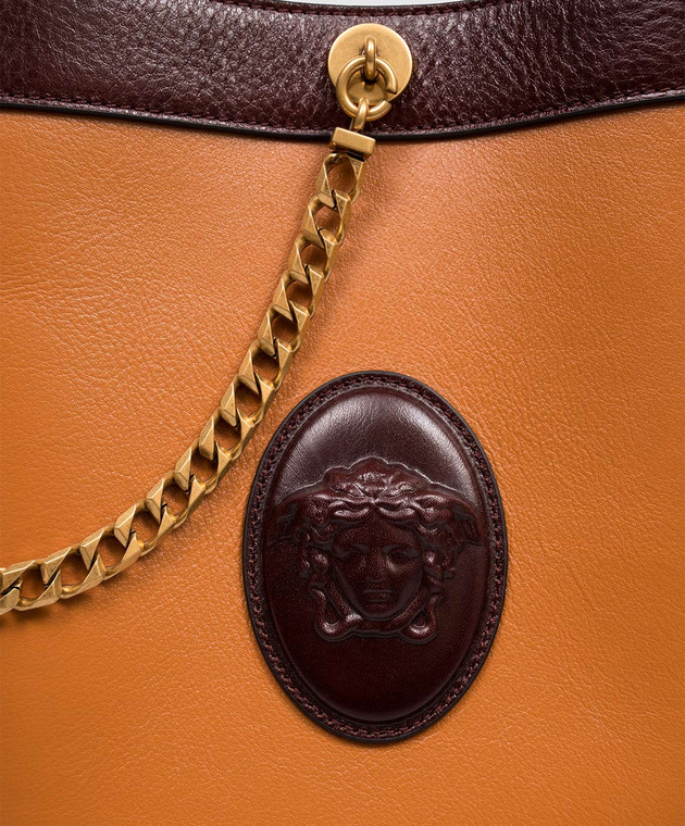 Versace Коричневая кожаная сумка бакет-бег Pivot 10234601A17451 изображение 4