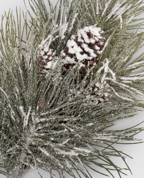 EDG Декоративна засніжена соснова гілка з шишками 6900099A170