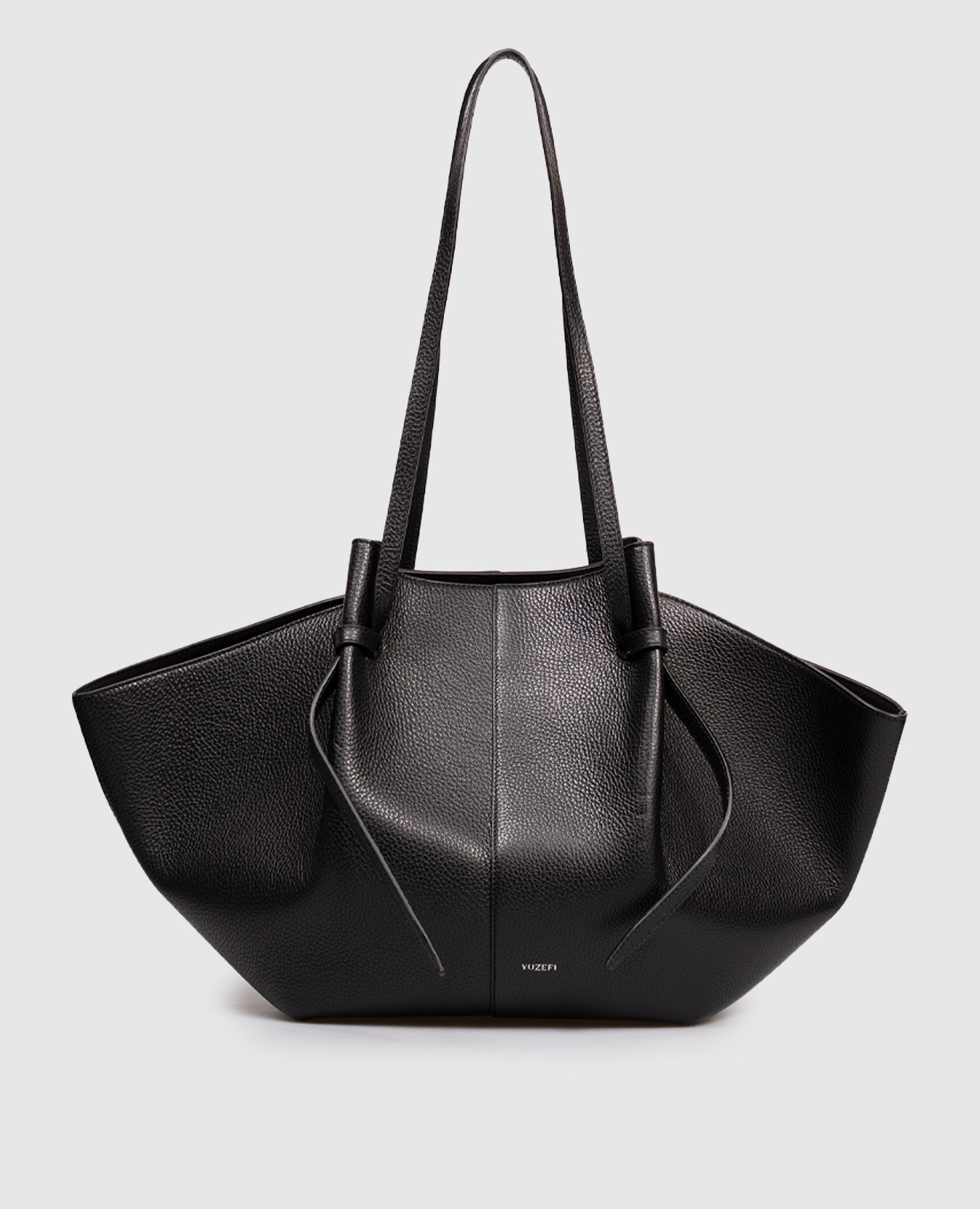 Черная кожаная сумка-тоут MOCHI