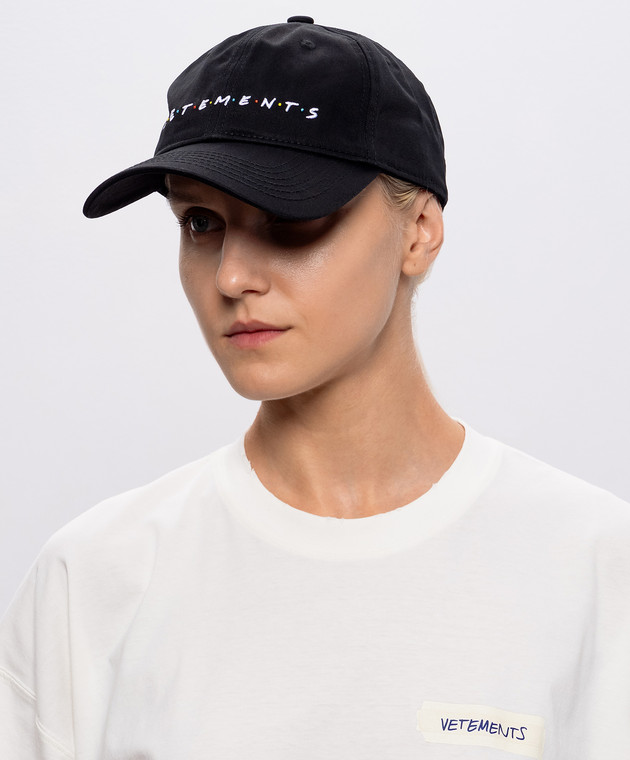 Vetements Чорна кепка з контрастною вишивкою логотипа UE54CA140Bw зображення 2