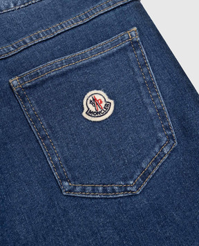 Moncler ENFANT Детские синие джинсы с нашивкой логотипа L19542A00001598A1