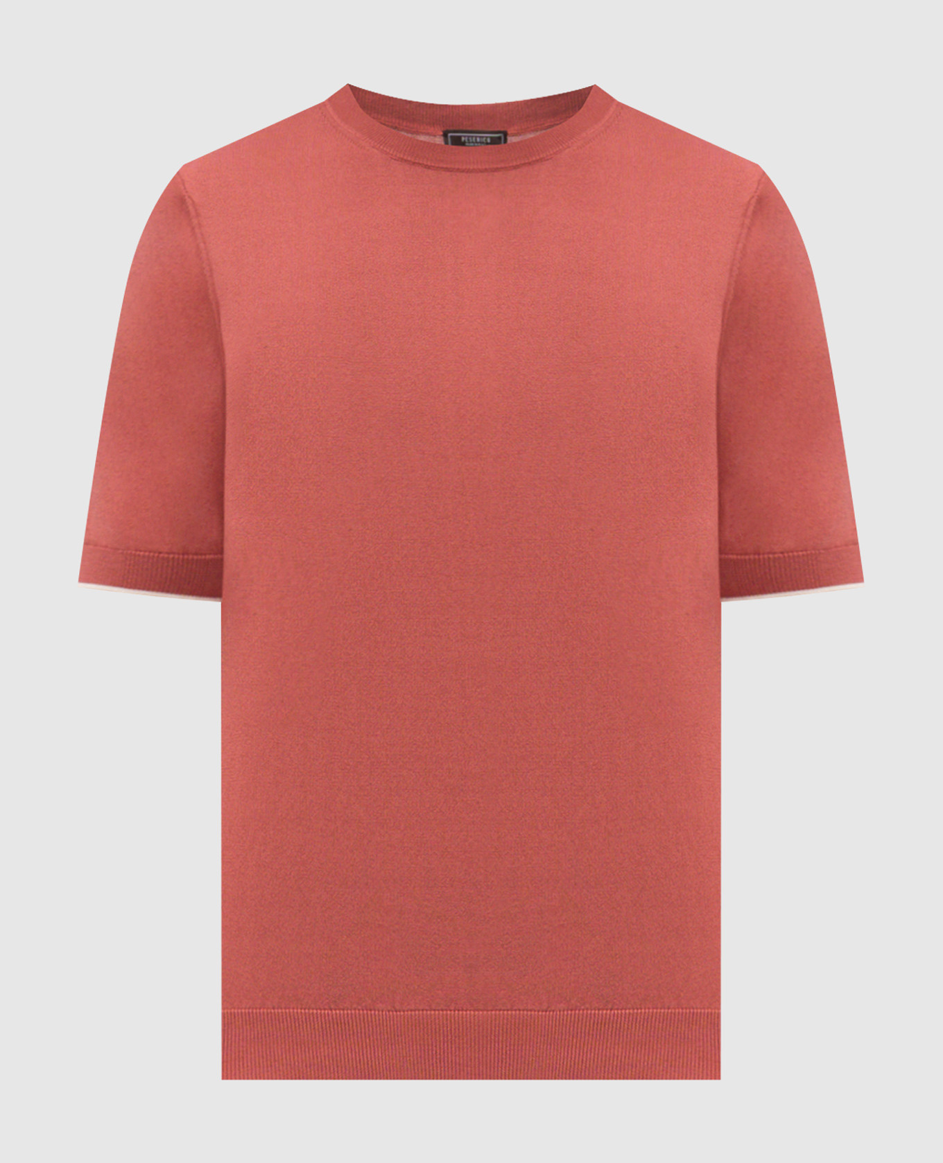 Розовая футболка