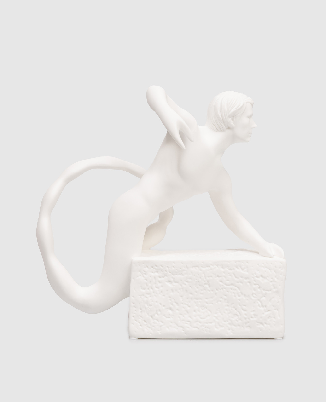 

Декоративная фарфоровая статуэтка Zodiac Scorpio man, Белый, Декор