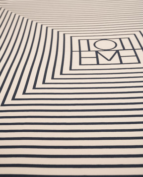 Toteme Бежевый платок из шелка с монограммой 211852800