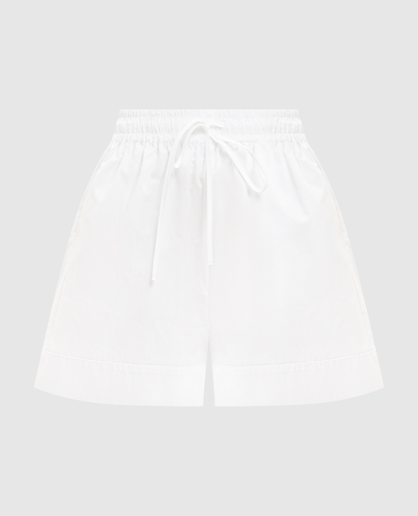 Белые шорты