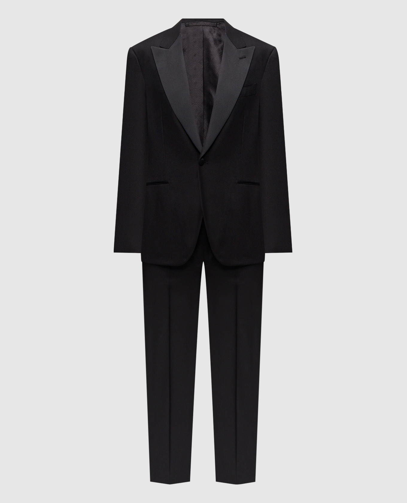 

Черный костюм из шерсти, Костюмы