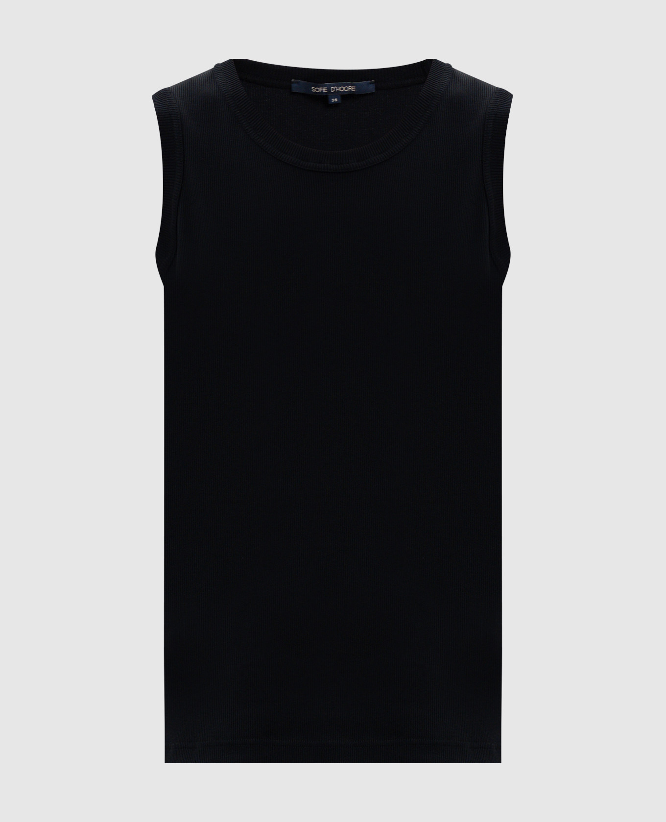 Черная майка в рубчик