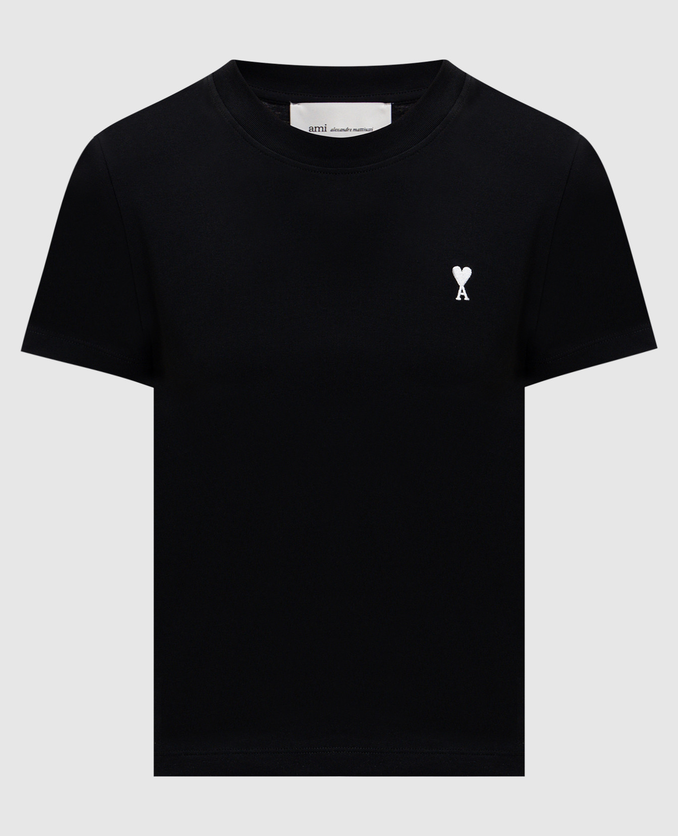 Черная футболка с вышивкой эмблемы