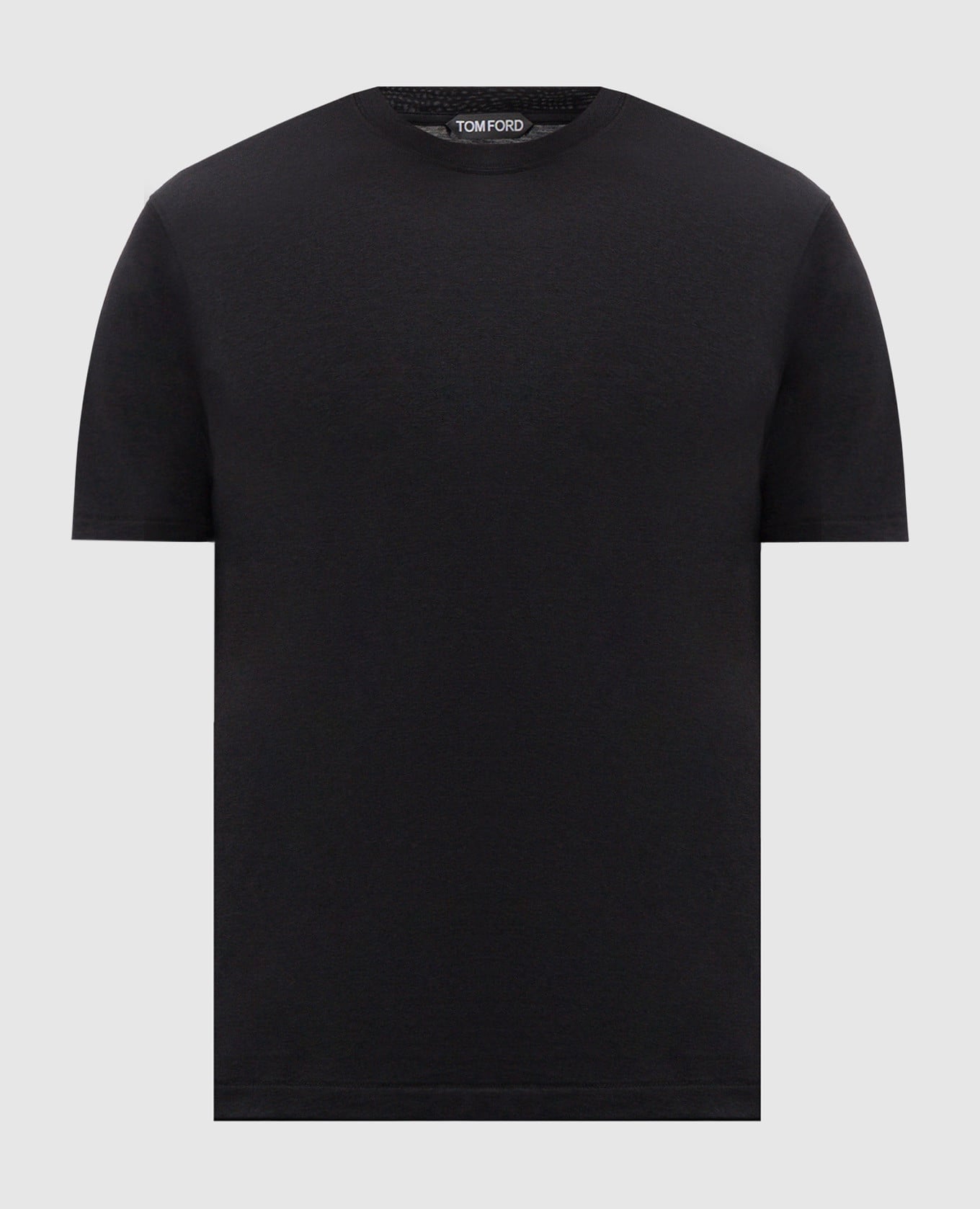 Черная футболка с монограммой